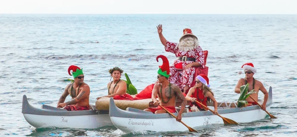 Santa llega a la playa  Fairmont Orchid
